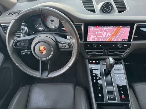 Used 2023 Porsche Macan S image 14