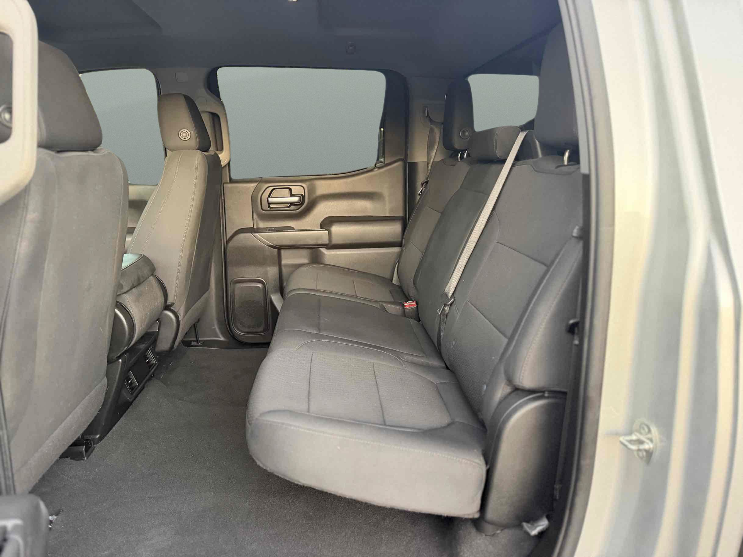 Used 2021 Chevrolet Silverado 1500 Custom RWD image 11
