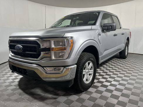 Used 2022 Ford F150 XLT w/ Trailer Tow Package AWD/4WD image 4