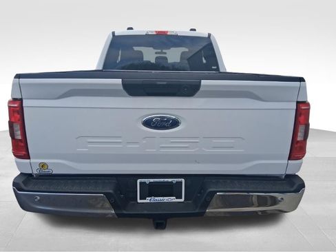 Used 2022 Ford F150 XLT w/ Trailer Tow Package image 5