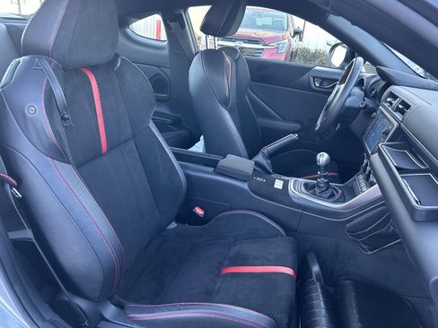 Used 2023 Subaru BRZ Limited w/ Popular Package #2 image 18