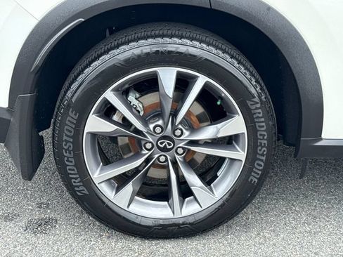 Used 2023 INFINITI QX60 Luxe w/ Cargo Package FWD image 17