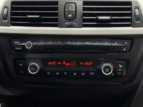 Used 2013 BMW 328i xDrive Sedan image 24