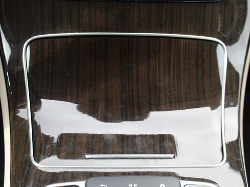 Certified 2022 Mercedes-Benz GLC 300 4MATIC w/ Driver Assistance Package image 25