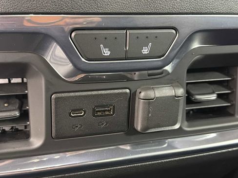 Used 2021 Chevrolet Silverado 1500 High Country w/ LPO, Dark Essentials Package image 21