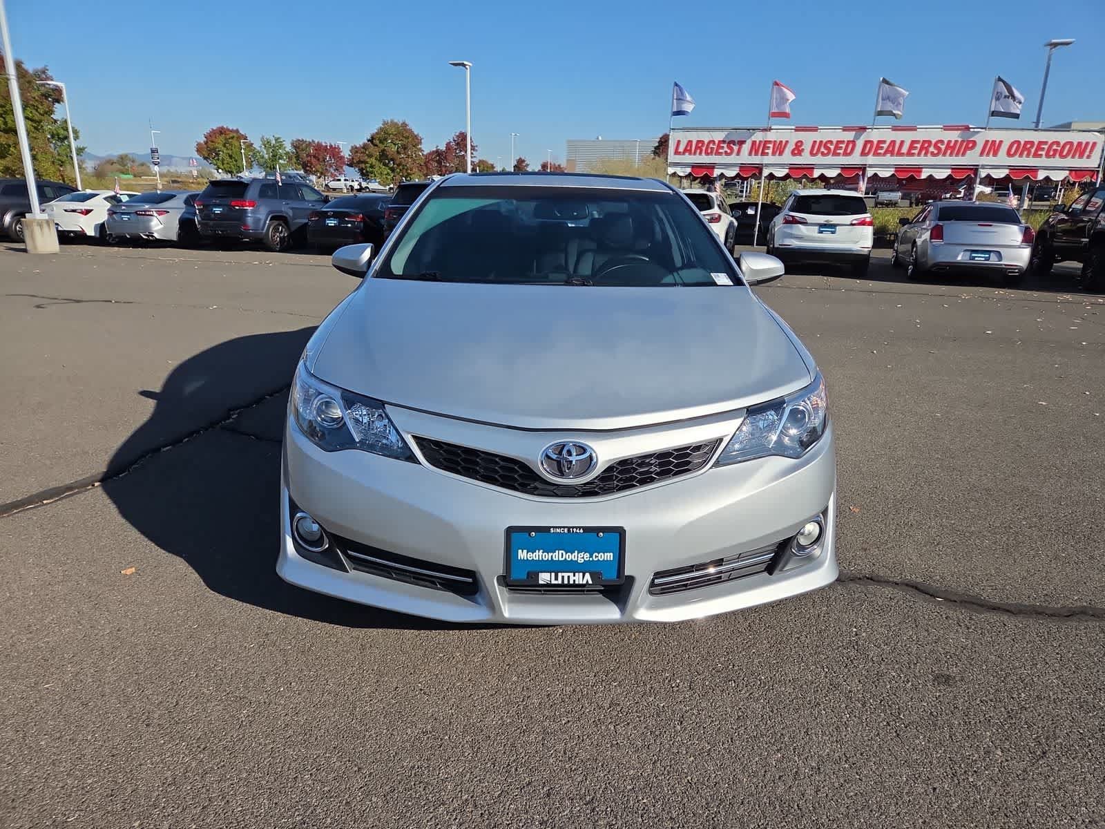 Used 2013 Toyota Camry SE FWD image 14