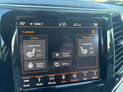 Used 2019 Jeep Cherokee Limited AWD/4WD image 50