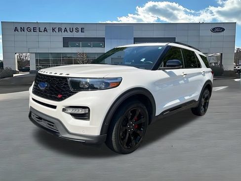 Used 2023 Ford Explorer ST w/ Equipment Group 401A AWD/4WD image 4
