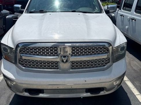 Used 2016 RAM 1500 Laramie w/ Convenience Group RWD image 7