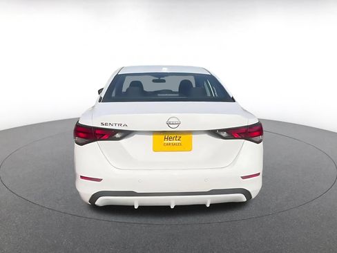 Used 2025 Nissan Sentra SV FWD image 12