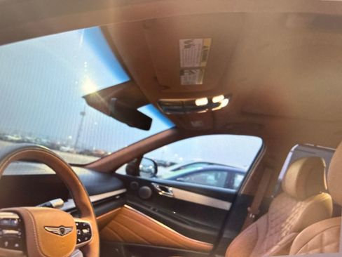 Used 2025 Genesis GV80 3.5T Prestige image 9