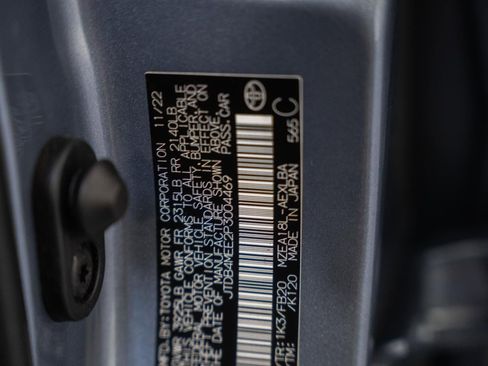 Used 2023 Toyota Corolla LE FWD image 40