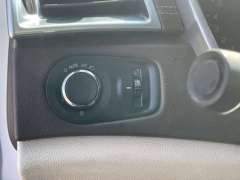 Used 2014 Cadillac SRX Luxury w/ Driver Awareness Package FWD image 20