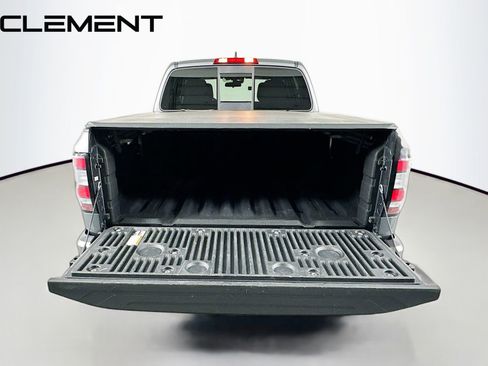 Used 2022 Nissan Frontier PRO-4X AWD/4WD image 11