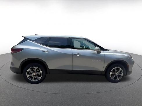 Used 2026 Chevrolet Blazer LT AWD/4WD image 16