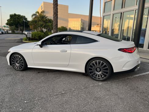 New 2026 Mercedes-Benz CLE 300 4MATIC Coupe image 4