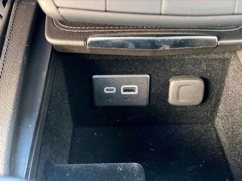 Certified 2023 Cadillac XT4 Premium Luxury w/ Cold Weather Package image 16