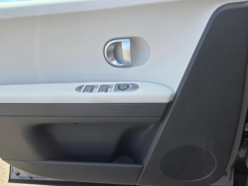 Certified 2024 Hyundai Ioniq 5 SEL RWD image 15