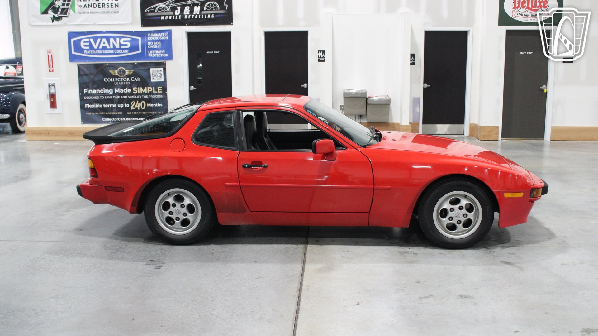 Used 1988 Porsche 944 Coupe RWD image 17