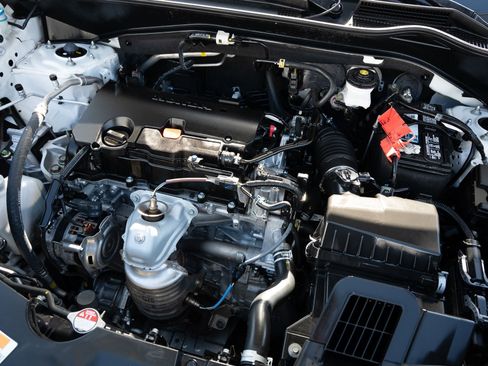 Certified 2024 Honda HR-V LX image 31