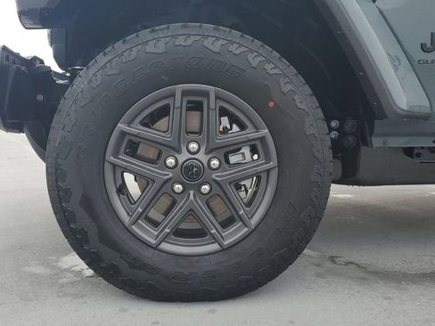 New 2026 Jeep Gladiator Sport image 7