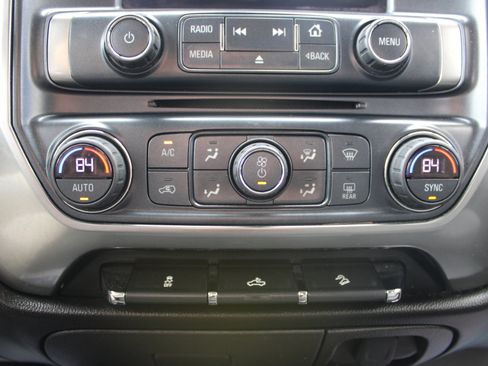 Used 2018 Chevrolet Silverado 1500 LT w/ All Star Edition image 26