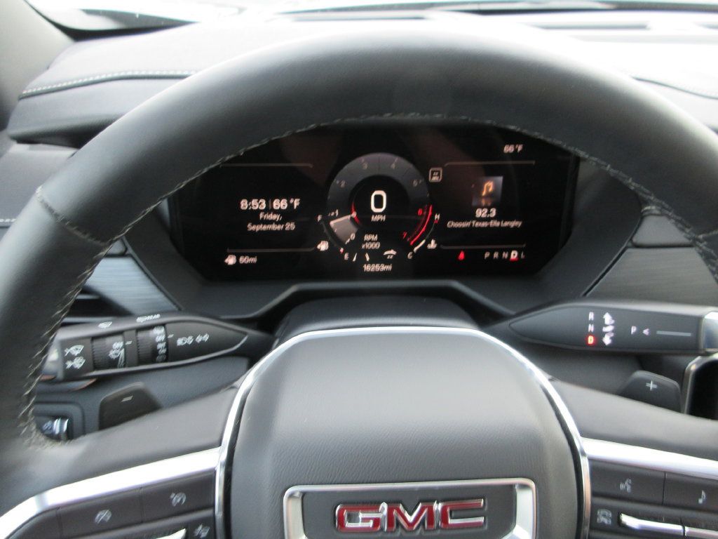 Certified 2024 GMC Acadia Elevation w/ Luxury Package FWD image 32