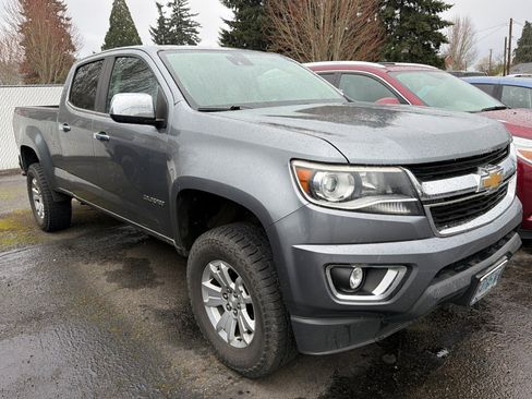 Used 2019 Chevrolet Colorado LT w/ Luxury Package, Chrome image 2