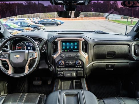 Used 2020 Chevrolet Silverado 3500 High Country w/ LPO, Dark Essentials Package image 23