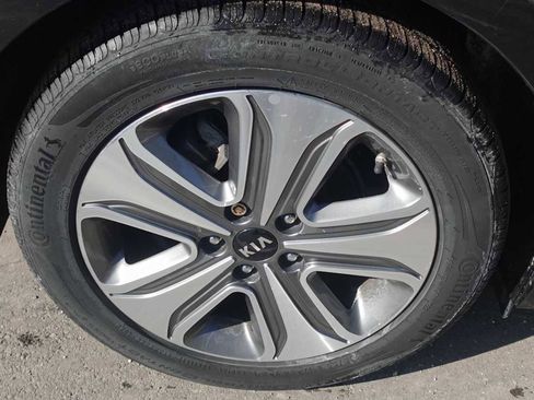 Used 2017 Kia Optima EX w/ Technology Package image 10