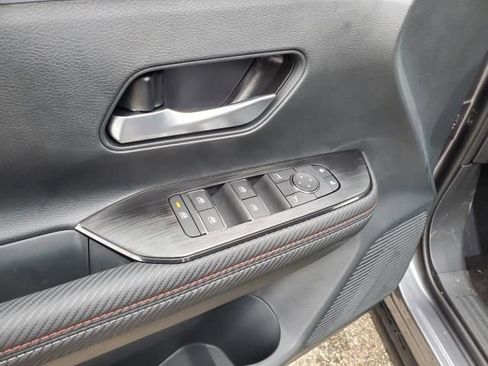 New 2026 Nissan Kicks SR w/ Cold Weather Package image 17