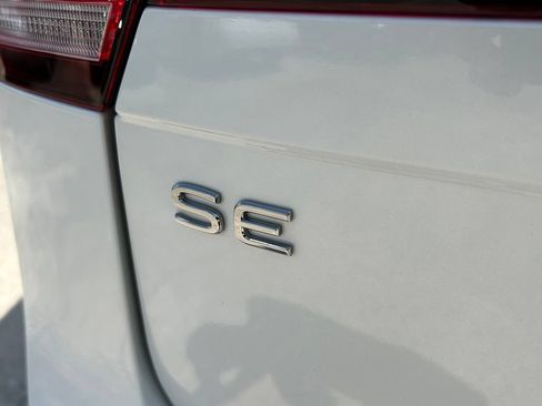 Certified 2023 Volkswagen Tiguan SE R-Line FWD image 49