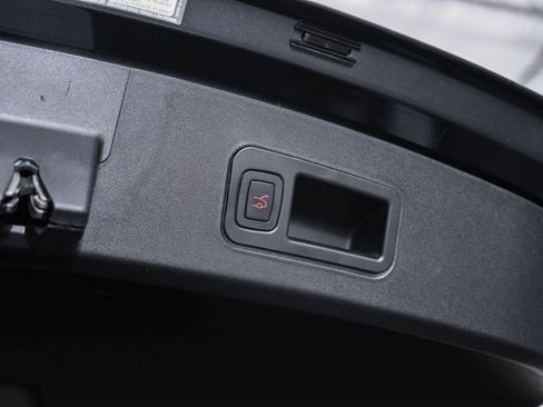 Used 2019 Tesla Model S Long Range image 52