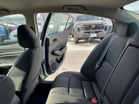 Used 2025 Nissan Altima 2.5 SV image 39