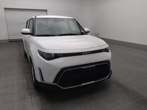 Used 2025 Kia Soul LX w/ LX Technology Package image 13