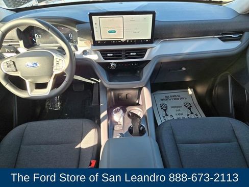 New 2026 Ford Explorer Active image 11