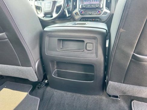 Used 2018 GMC Sierra 1500 SLT AWD/4WD image 13