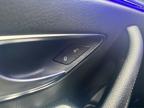 Used 2019 Mercedes-Benz E 450 4MATIC Sedan image 36