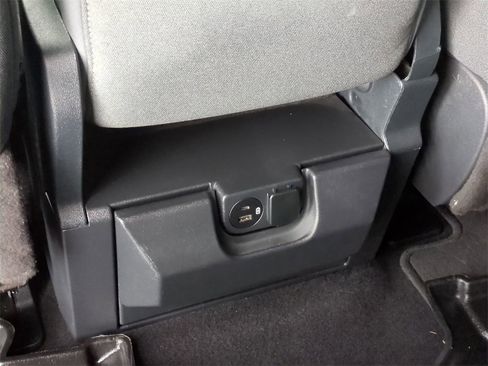 Used 2023 Ford F150 XLT image 25