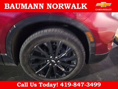 Used 2023 Chevrolet Blazer Premier AWD/4WD image 12
