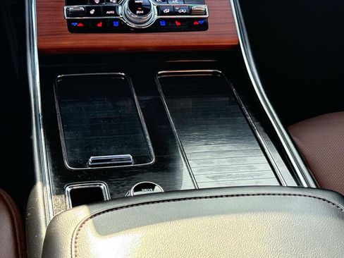 Certified 2023 Lincoln Aviator Reserve w/ Elements Package Plus image 20