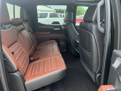 Used 2025 GMC Sierra 1500 Denali Ultimate AWD/4WD image 16