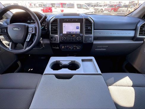 Used 2022 Ford F250 XLT w/ XLT Premium Package image 14