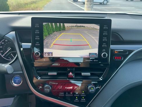 Certified 2022 Toyota Camry XLE w/ Navigation Upgrade Package FWD image 21