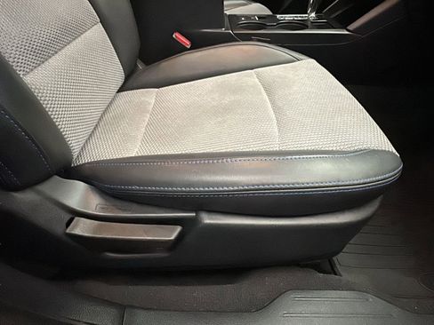 Used 2017 Subaru Legacy 2.5i Sport image 16