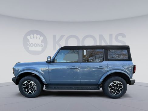 New 2025 Ford Bronco Outer Banks image 2