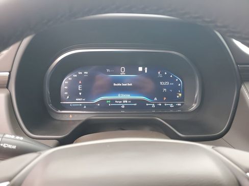 Used 2024 Chevrolet Tahoe LT w/ Luxury Package image 37