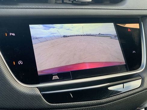 Certified 2024 Cadillac XT6 Luxury w/ LPO, Floor Liner Package image 12