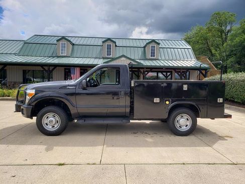 Used 2014 Ford F250 XL image 2