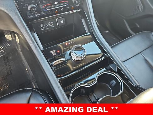 Used 2023 Jeep Grand Cherokee Limited image 25